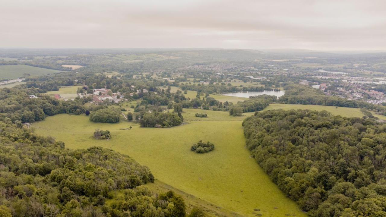 1 Bed Apartment - Redhill Central, Surrey, Gatwick #3 ภายนอก รูปภาพ
