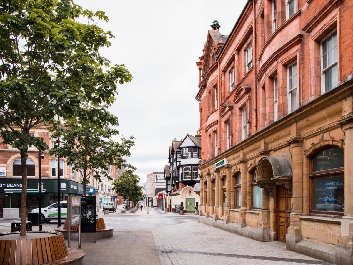 1 Bed Apartment - Redhill Central, Surrey, Gatwick #3 ภายนอก รูปภาพ